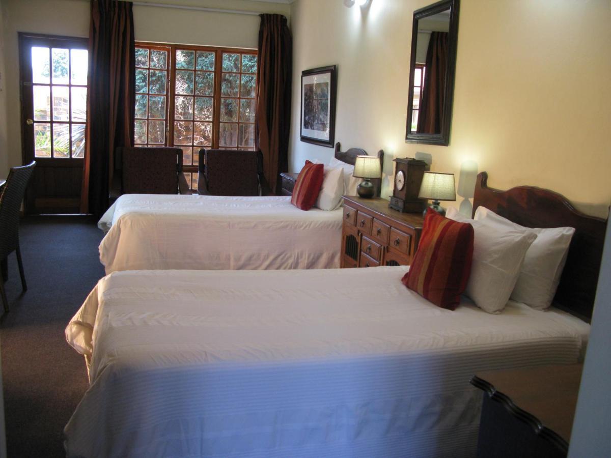 Aero Guest Lodge Kempton Park Eksteriør bilde
