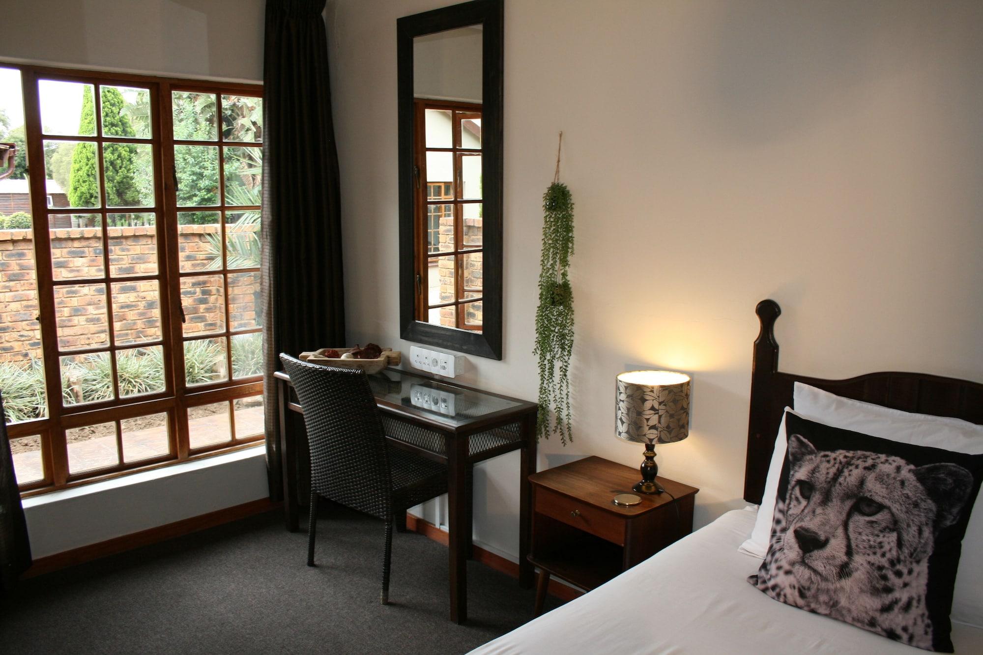 Aero Guest Lodge Kempton Park Eksteriør bilde