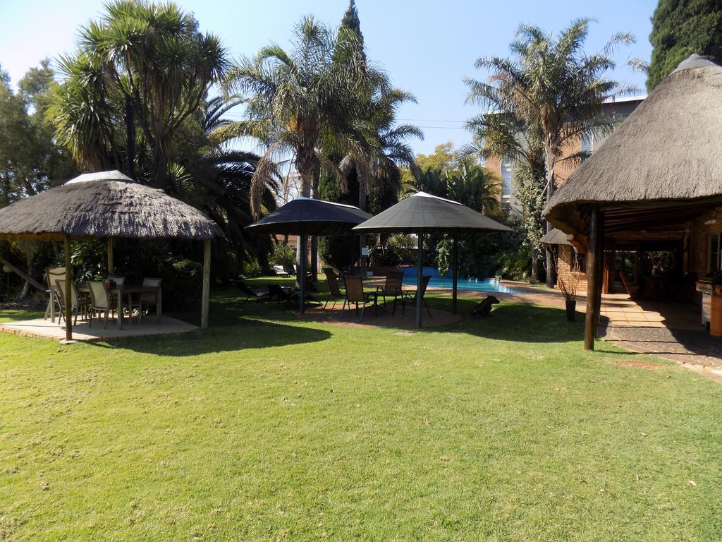 Aero Guest Lodge Kempton Park Eksteriør bilde