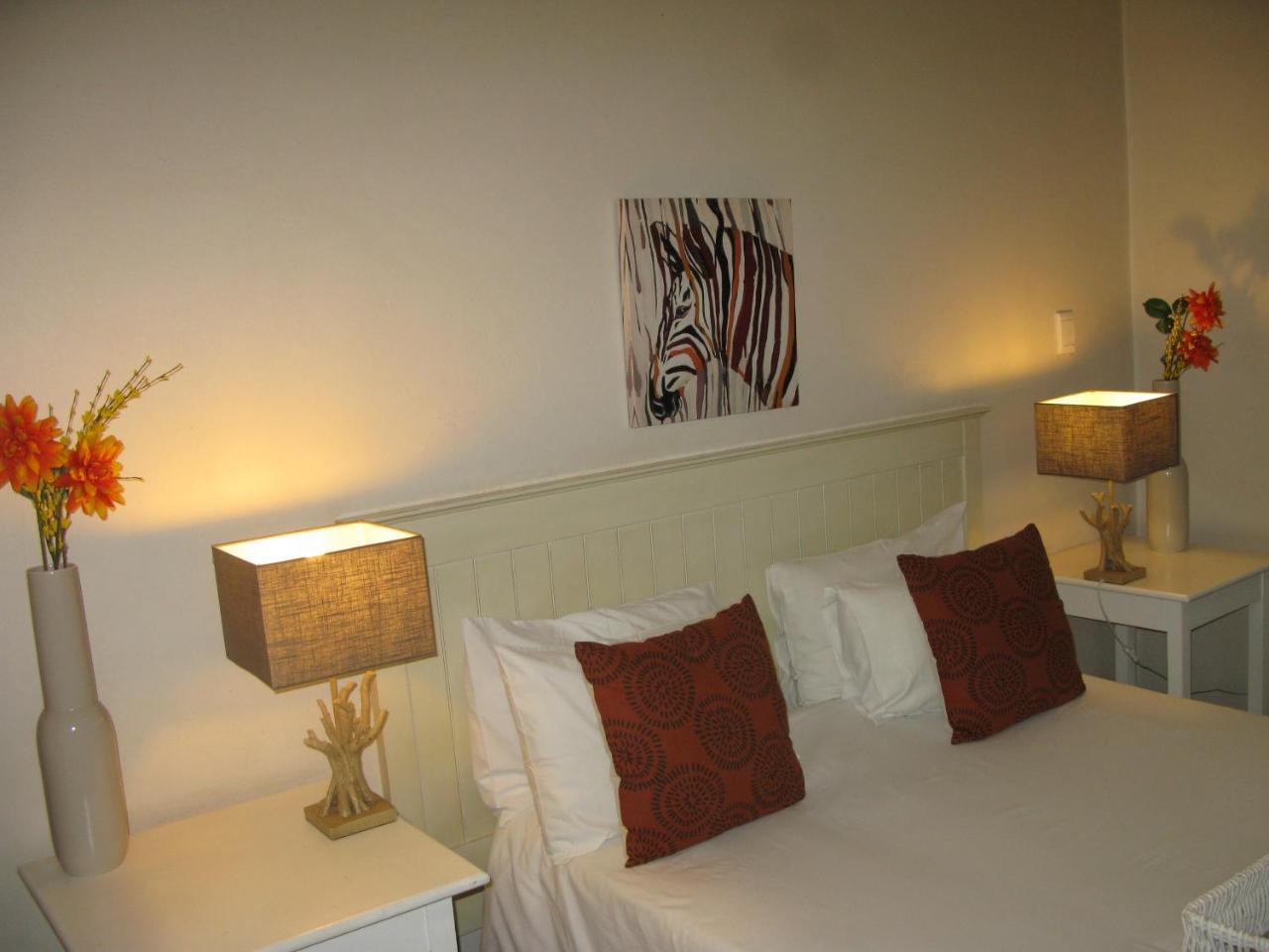 Aero Guest Lodge Kempton Park Eksteriør bilde