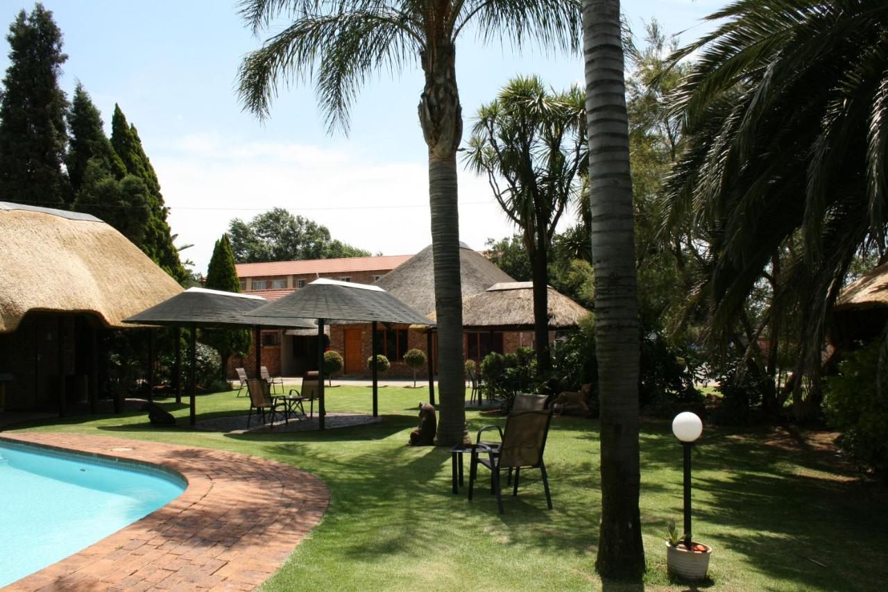 Aero Guest Lodge Kempton Park Eksteriør bilde
