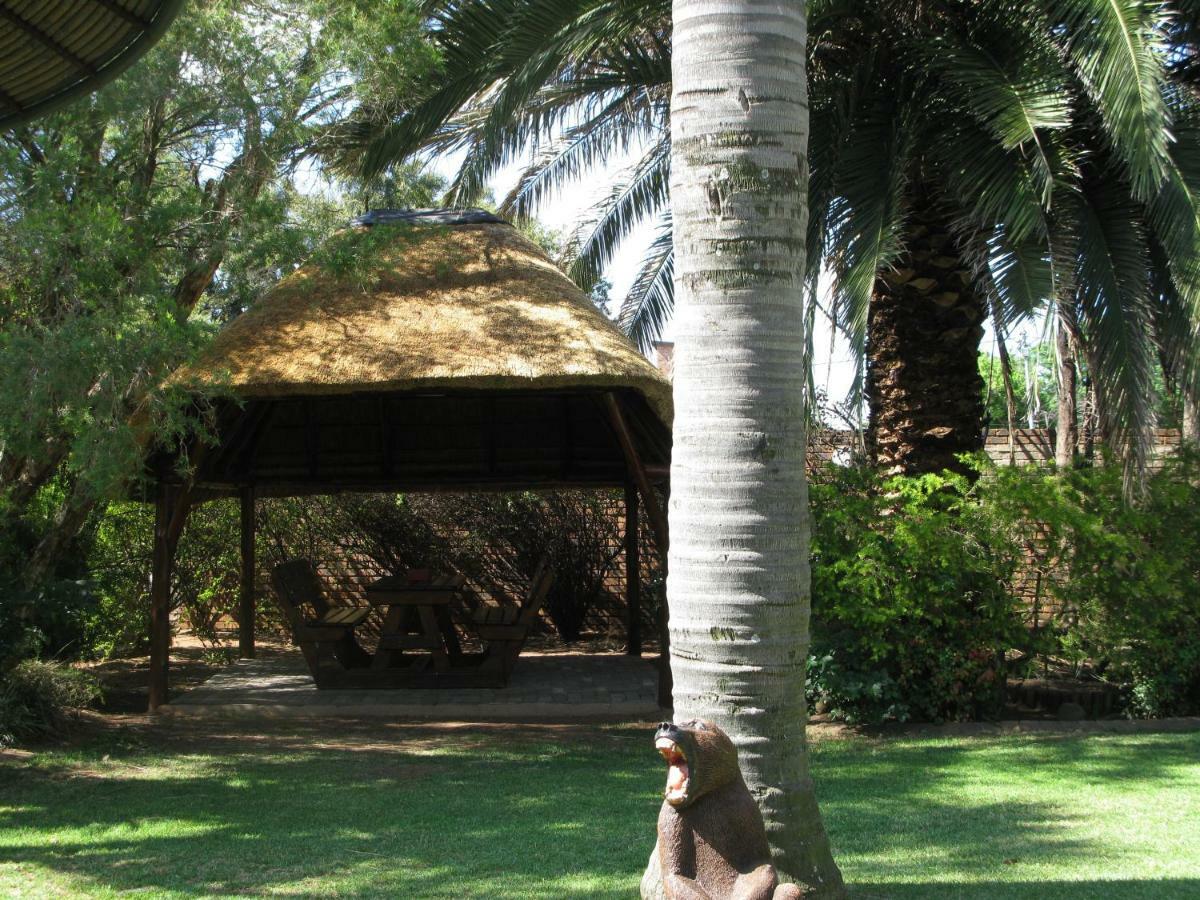 Aero Guest Lodge Kempton Park Eksteriør bilde